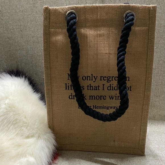 Source Unknown Handbags - ❌FREE WITH PURCHASES OF $150❌New without tag❌🛑NO RETURNS🛑